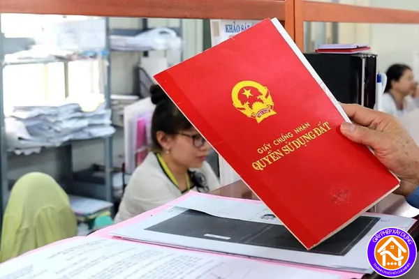 Mua đất chưa có sổ đỏ có công chứng được không?